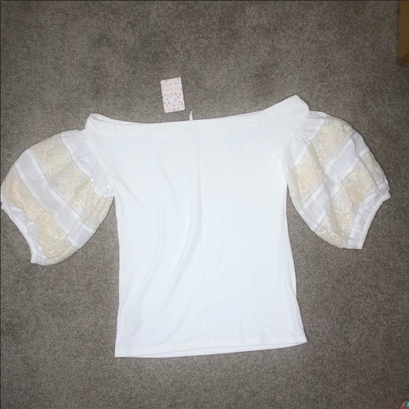 Free People over the shoulder Top - Picture 4 of 4